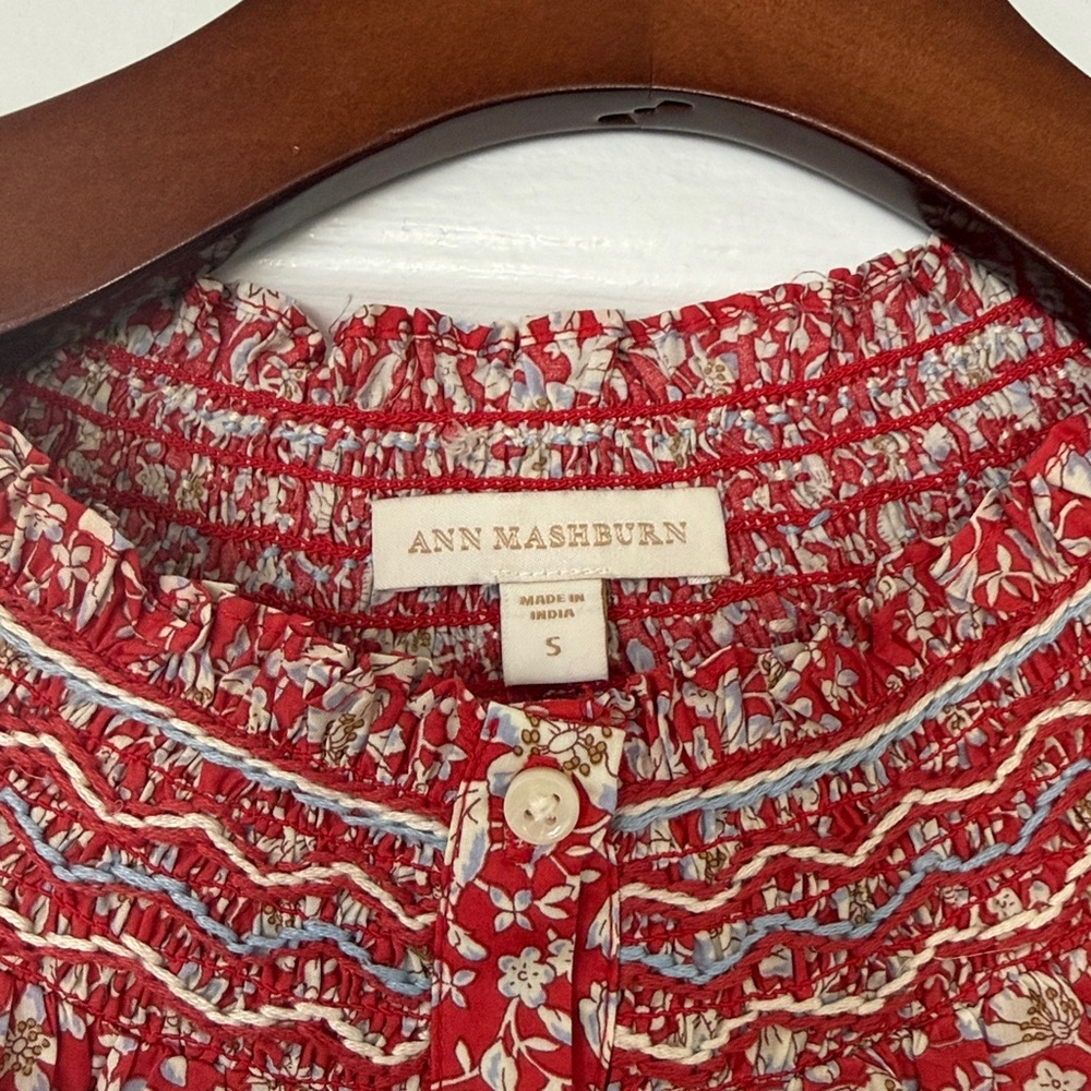 Ann Mashburn Christine Smocked Too in Liberty of London Floral Blouse Size Small - Picture 5 of 5